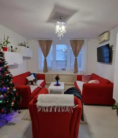 Cozy One Bedroom Appartement *