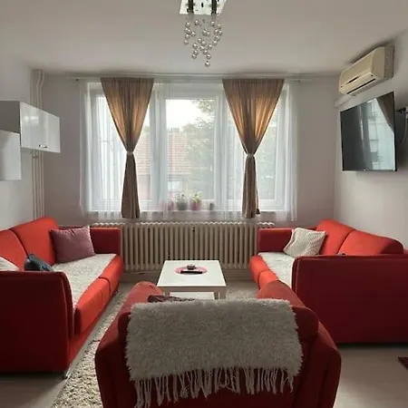 Cozy One Bedroom Appartement *